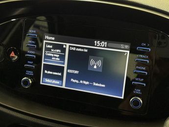 Toyota AYGO X 1.0 VVT-i Pure 5dr Auto