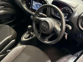 Toyota AYGO X 1.0 VVT-i Pure 5dr Auto