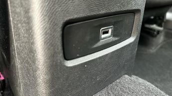 Citroen C4 1.2 PureTech PLUS Hatchback 5dr Petrol EAT8 Euro 6 (s/s) (130 ps