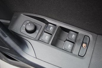 SEAT Arona 1.0 TSI FR Black Edition SUV 5dr Petrol DSG Euro 6 (s/s) (115 ps