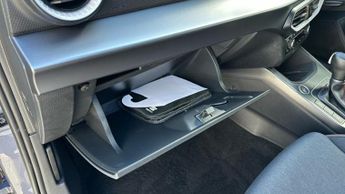 SEAT Arona 1.0 TSI FR Black Edition SUV 5dr Petrol DSG Euro 6 (s/s) (115 ps