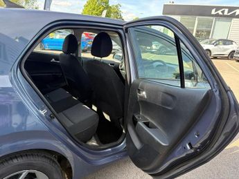 Kia Picanto 1.0 GDi AMT PURE