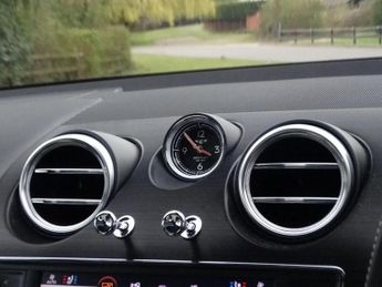 Bentley Bentayga 4.0 V8 Auto 4WD Euro 6 (s/s) 5dr