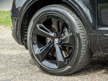 Bentley Bentayga 4.0 V8 Auto 4WD Euro 6 (s/s) 5dr