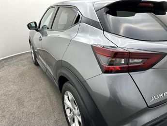 Nissan Juke 1.0 DiG-T 114 N-Connecta 5dr DCT
