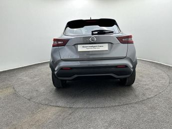 Nissan Juke 1.0 DiG-T 114 N-Connecta 5dr DCT