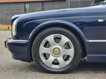 Bentley Arnage 6.8 R Saloon 4dr Petrol Automatic (495 g/km 400 bhp)