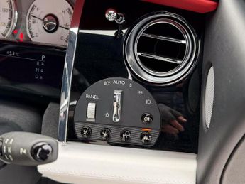 Rolls-Royce Dawn 6.6 V12 Auto Euro 6 2dr