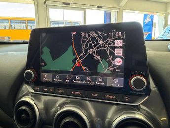 Nissan Juke 1.0 DIG-T Tekna SUV 5dr Petrol DCT Auto