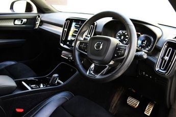 Volvo XC40 1.5h T4 Recharge 10.7kWh Plus SUV 5dr Petrol Plug-in Hybrid Auto