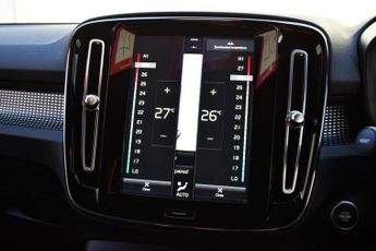 Volvo XC40 1.5h T4 Recharge 10.7kWh Plus SUV 5dr Petrol Plug-in Hybrid Auto