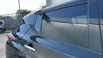 Nissan Leaf 40kWh 3.Zero Hatchback 5dr Electric Auto (150 ps)