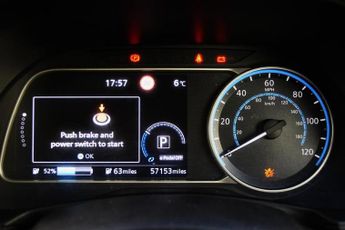 Nissan Leaf 40kWh 3.Zero Hatchback 5dr Electric Auto (150 ps)