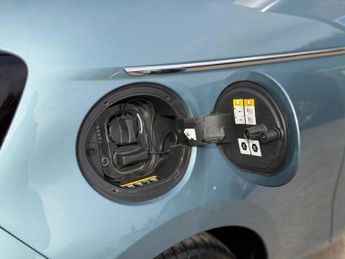 Fiat 500e 42kWh La Prima Hatchback 3dr Electric Auto (118 ps)