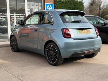 Fiat 500e 42kWh La Prima Hatchback 3dr Electric Auto (118 ps)