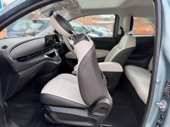 Fiat 500e 42kWh La Prima Hatchback 3dr Electric Auto (118 ps)