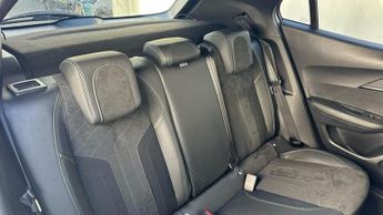 Peugeot E-2008 50kWh GT Premium SUV 5dr Electric Auto (7kW Charger) (136 ps)