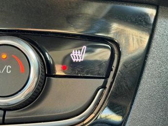 Vauxhall Corsa Electric 50kWh Elite Nav Hatchback 5dr Electric Auto (7.4Kw Charger) (136