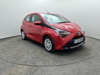 Toyota AYGO 1.0 VVT-i X-Play 5dr