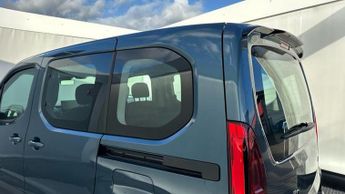 Citroen e-Berlingo 52kWh PLUS M MPV 5dr Electric Auto (7.4kW Charger) (136 ps)