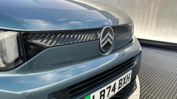 Citroen e-Berlingo 52kWh PLUS M MPV 5dr Electric Auto (7.4kW Charger) (136 ps)
