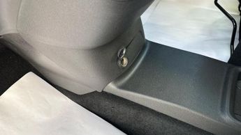 Citroen e-Berlingo 52kWh PLUS M MPV 5dr Electric Auto (7.4kW Charger) (136 ps)