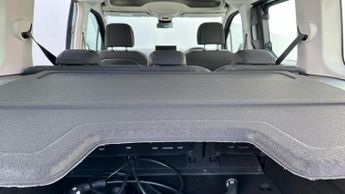 Citroen e-Berlingo 52kWh PLUS M MPV 5dr Electric Auto (7.4kW Charger) (136 ps)
