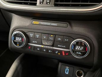 Ford FOCUS 2.0 EcoBlue Titanium X 5dr Auto