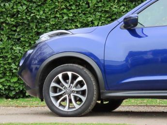 Nissan Juke 1.6 Tekna SUV 5dr Petrol XTRON Euro 6 (117 ps)