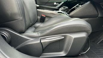 Peugeot E-2008 50kWh GT Line SUV 5dr Electric Auto (136 ps)