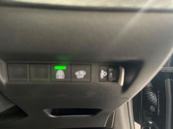 Peugeot 208 1.2 Allure Hatchback 5dr Petrol Hybrid e-DSC6 Euro 6 (s/s) (100 