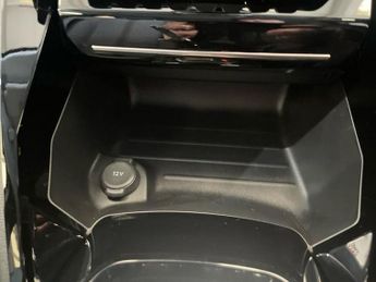 Peugeot 208 1.2 Allure Hatchback 5dr Petrol Hybrid e-DSC6 Euro 6 (s/s) (100 