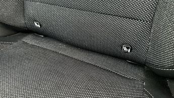 Renault Captur 1.6 E-TECH techno SUV 5dr Petrol Hybrid Auto Euro 6 (s/s) (145 p