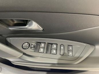Peugeot 308 115kW GT 54kWh 5dr Auto