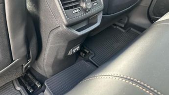 Peugeot 3008 1.6 13.2kWh GT SUV 5dr Petrol Plug-in Hybrid e-EAT 4WD Euro 6 (s