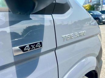 MAN TGE 2.0 BiTurbo 3180d Auto 4WD Standard Medium Roof Euro 6 (s/s) 5dr