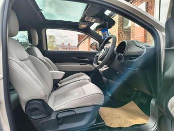 Fiat 500e 42kWh Giorgio Armani Auto 3dr