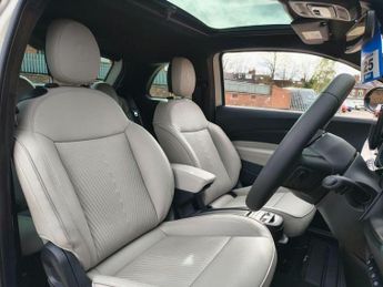 Fiat 500e 42kWh Giorgio Armani Auto 3dr