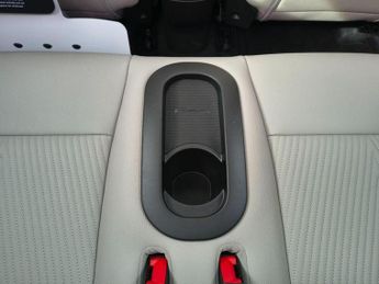 Fiat 500e 42kWh Giorgio Armani Auto 3dr