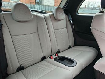 Fiat 500e 42kWh Giorgio Armani Auto 3dr