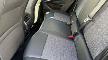 Peugeot 3008 1.2 HYBRID Allure SUV 5dr Petrol Hybrid e-DSC6 Euro 6 (s/s) (145