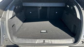 Peugeot 3008 1.2 HYBRID Allure SUV 5dr Petrol Hybrid e-DSC6 Euro 6 (s/s) (145