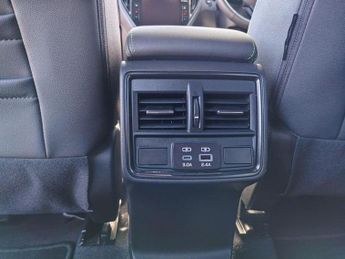 Subaru Forester 2.0 i e-Boxer Field Lineartronic 4WD Euro 6 (s/s) 5dr