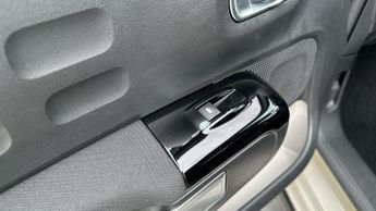 Citroen C3 1.2 PureTech PLUS Hatchback 5dr Petrol EAT6 Euro 6 (s/s) (110 ps