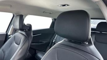 Kia EV6 77.4kWh Air Hatchback 5dr Electric Auto (225 bhp)
