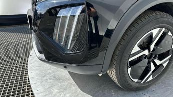 Peugeot E-2008 50kWh GT SUV 5dr Electric Auto (7kW Charger) (136 ps)