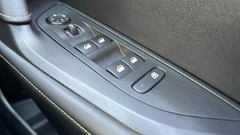 Peugeot E-2008 50kWh GT SUV 5dr Electric Auto (7kW Charger) (136 ps)
