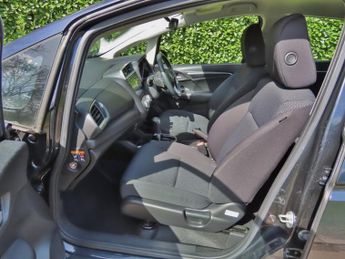 Honda Jazz 1.3 i-VTEC SE Hatchback 5dr Petrol CVT Euro 6 (s/s) (102 ps)