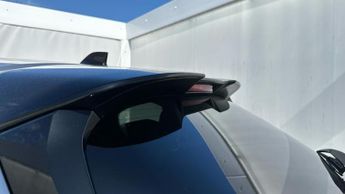 Nissan Juke 1.6 N-Connecta SUV 5dr Petrol Hybrid Auto Euro 6 (143 ps)