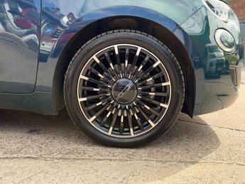 Fiat 500e 42kWh La Prima Auto 3dr